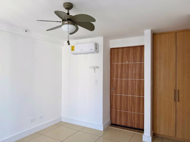 Apartamento recién remodelado en Condado del Rey - Imagen 13
