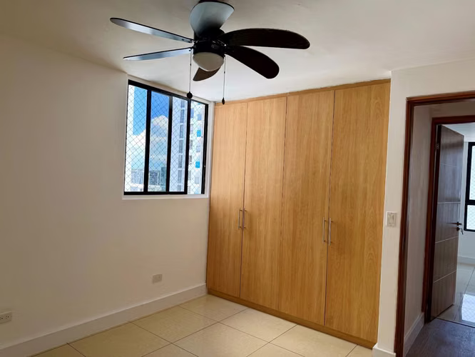 Apartamento recién remodelado en Condado del Rey - Imagen 11