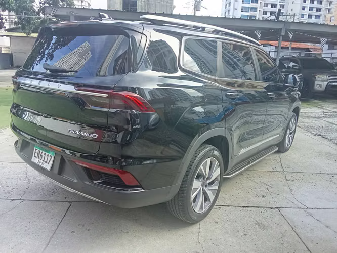 GEELY OKAVANGO 2023 FULL EXTRAS - Imagen 3