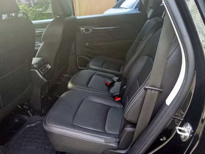 GEELY OKAVANGO 2023 FULL EXTRAS - Imagen 6