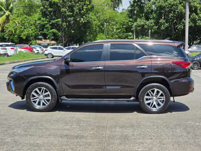 TOYOTA FORTUNER 2019 $30,900