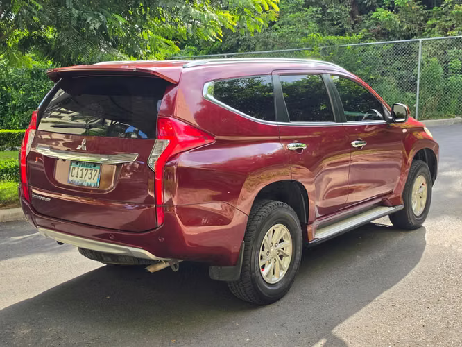 Mitsubishi montero sport 2018 turbo diesel 16,900