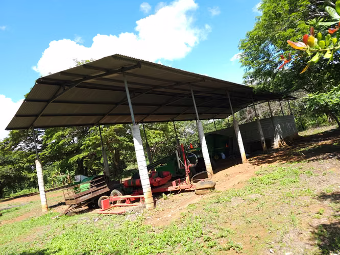 Se vende excelente finca ganadera 470 hectáreas más 450 animales a 9,500.00 por hectárea , san Lorenzo Chiriquí 