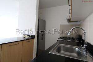 Apartamento sin muebles en alquiler en PH Torres de Castilla, Vía España | VIK-27-2612