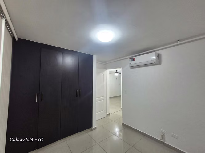 ALQUILER DE APARTAMENTO EN VIA ESPAÑA  - Imagen 5