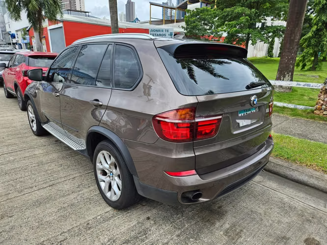 Se Vende BMW X5 E70 XDrive 3.0d - Imagen 9