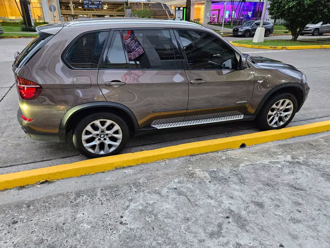 Se Vende BMW X5 E70 XDrive 3.0d - Imagen 5