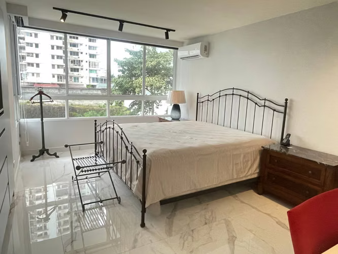 Venta de apartamento en Punta Paitilla amoblado