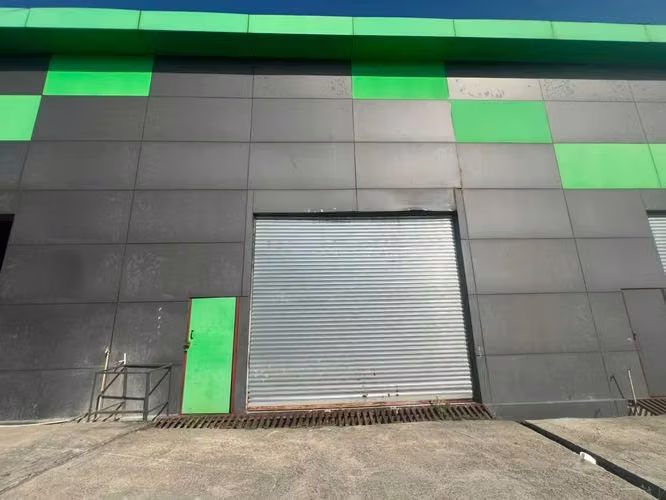 Alquiler de Galera con Electricidad Trifasica 