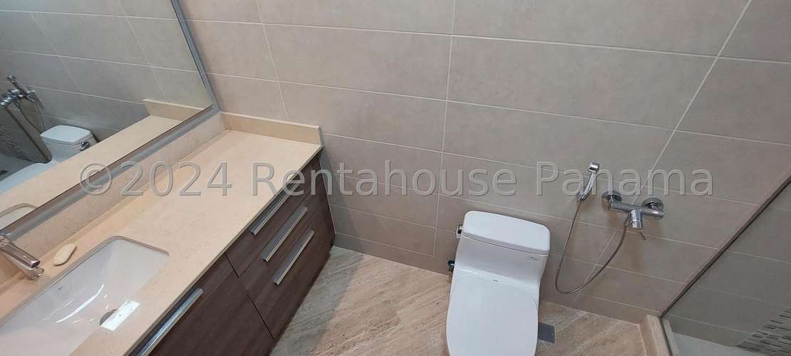 ALQUILER APARTAMENTO AMOBLADO THE REGENT 27ML2581 - Imagen 11
