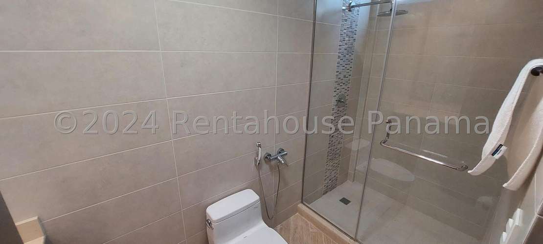 ALQUILER APARTAMENTO AMOBLADO THE REGENT 27ML2581 - Imagen 10