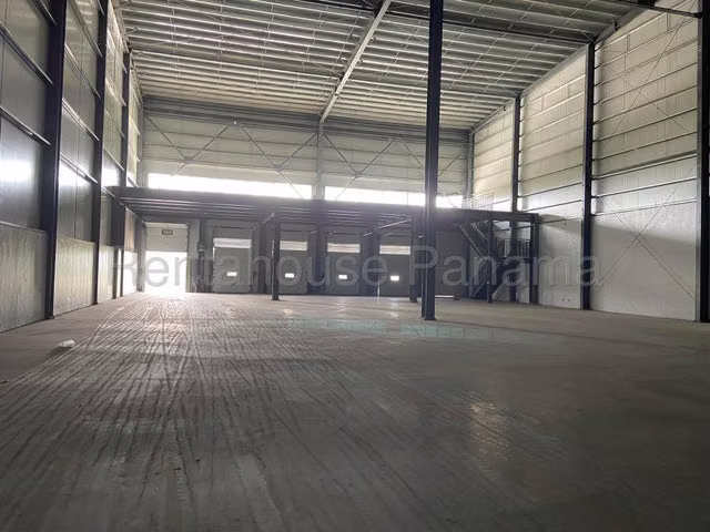I6829GRR Alquiler de Galera en Ancon  - Imagen 15