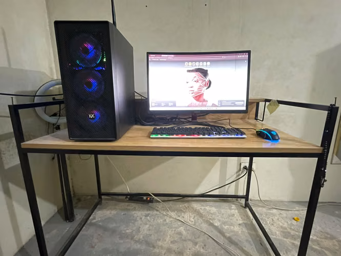  VENDO PC GAMING + MONITOR MSI + TECLADO + MOUSE GAMING + ESCRITORIO