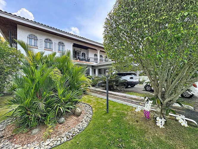 Venta de casa en la Alameda - Imagen 4