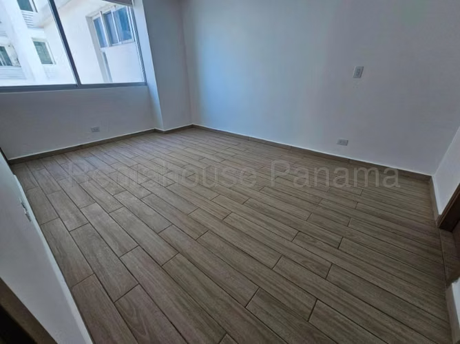 Apartamento en venta Costa del Este 27-2180 MMM