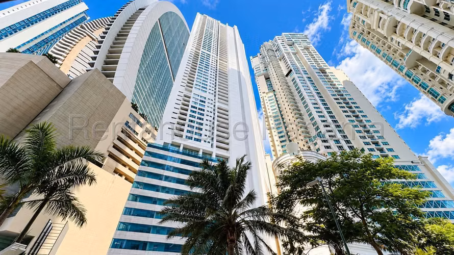 Amplio y Comodo Apartamento en Venta en Punta Pacifica 27*2588Mfk