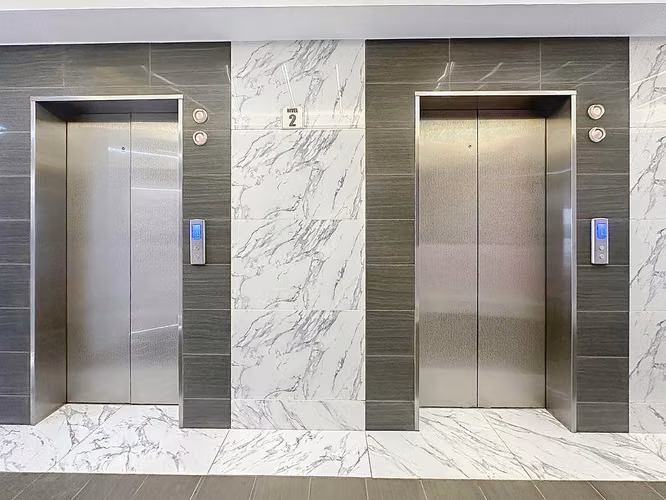 Alquiler de oficina en Calle 50 – The Towers Business Plaza - Imagen 6
