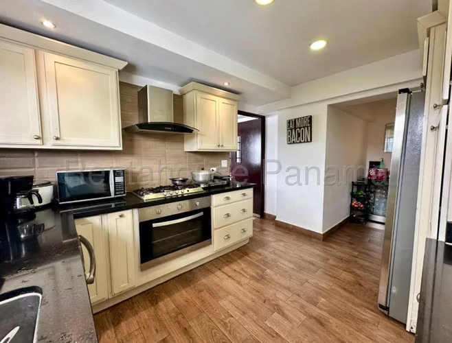 Apartamento en venta Altos del Golf 27-2145 MMM