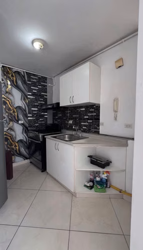 ALQUILER DE APARTAMENTO AMOBLADO EN CARRASQUILLA A PASOS DEL METRO  - Imagen 8