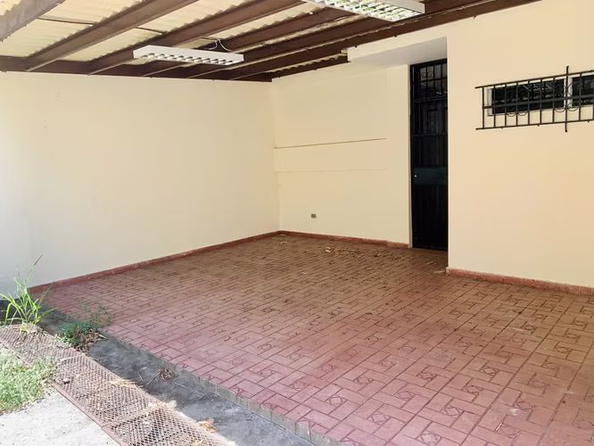 BETANIA Amplia Casa de 336 m² con Estudio y Terraza  $1,400.00 - Imagen 11