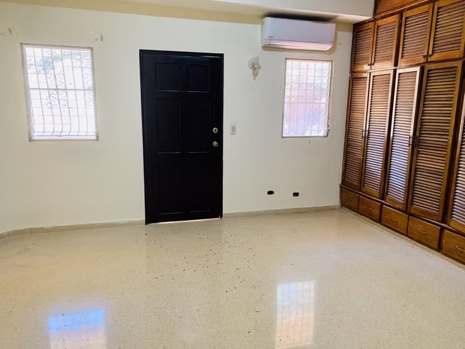 BETANIA Amplia Casa de 336 m² con Estudio y Terraza  $1,400.00 - Imagen 16