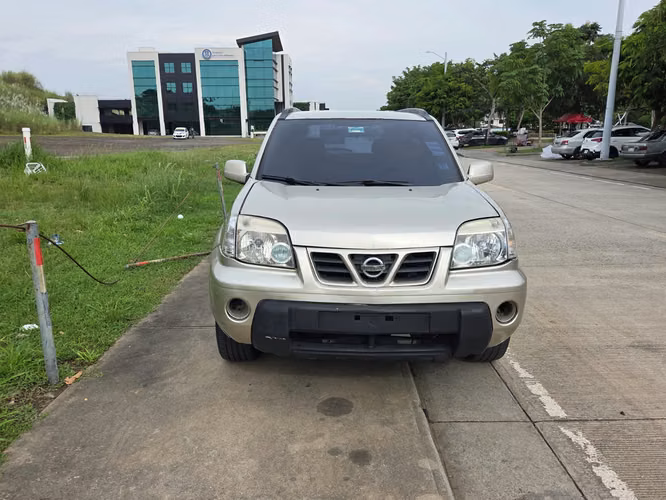 EN VENTA NISSAN XTRAIL MANUAL AÑO 2003, MOTOR GASOLINA, MANUAL 2800.00 NEGOCIABLE - Imagen 4
