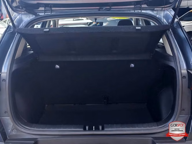 Kia Sonet 2025 Automática EM2668 - Imagen 7