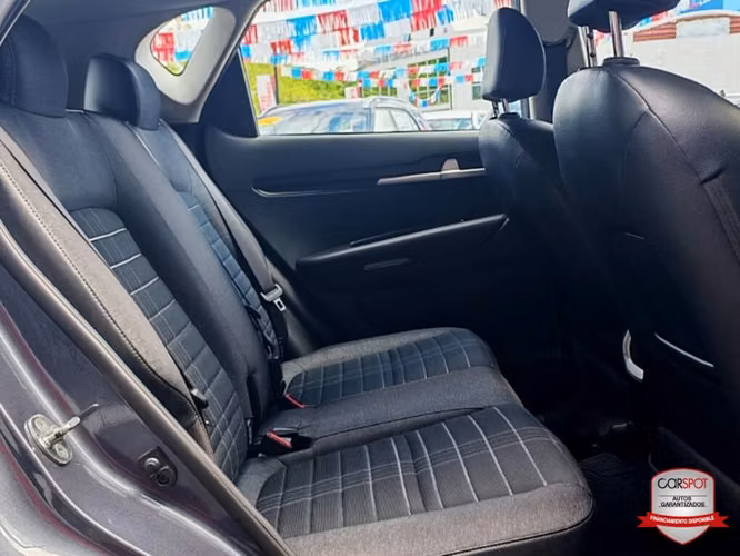 Kia Sonet 2025 Automática EM2668 - Imagen 8