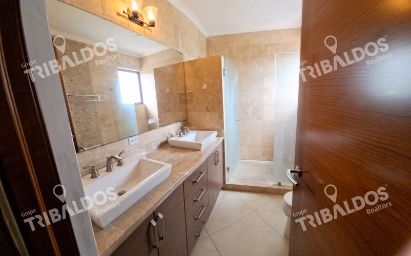 Venta de Apartamento en PH Hoyo 18 Islamar, Vista Mar - Imagen 12