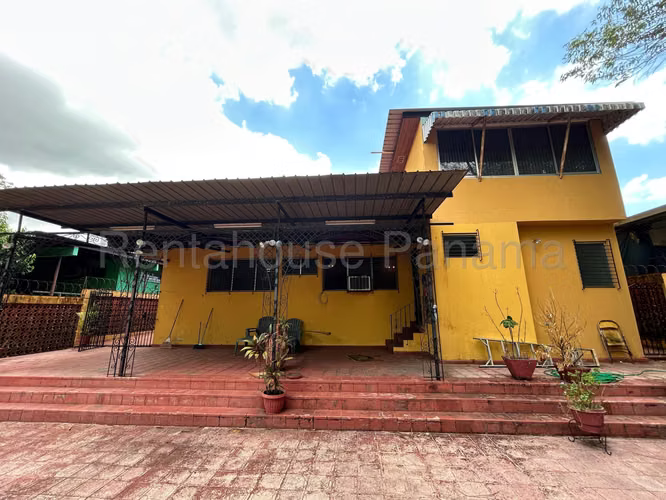 Venta de Casa en Betania 586.50 Mts PD