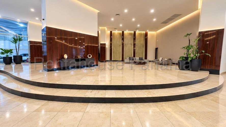 Apartamento en Alquiler en Punta Pacifica Frente al Mar 299 m² LR