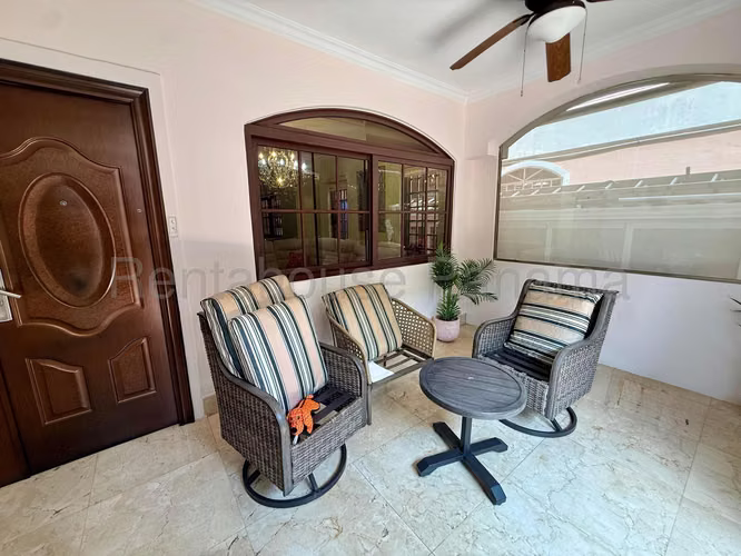 Venta de Casa en Costa Sur