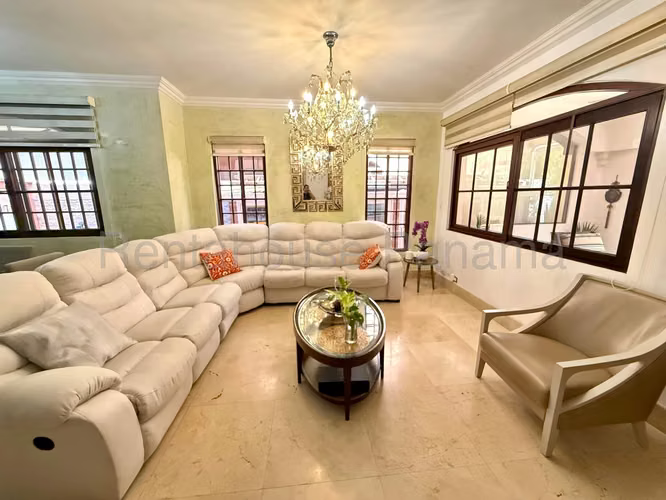 Venta de Casa en Costa Sur