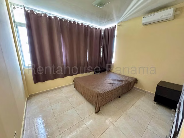 H7226GRR Venta de Apartamento en 	Edison Park 