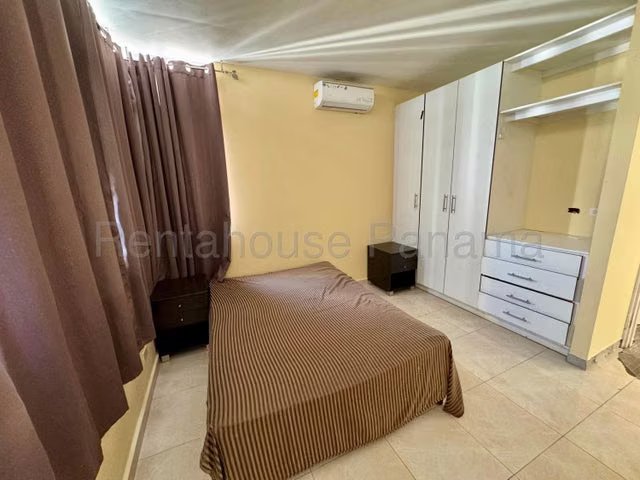 H7226GRR Venta de Apartamento en 	Edison Park 