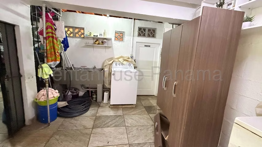 Se Vende Hermosa y amplia casa Sector Ancon 25ppm10135