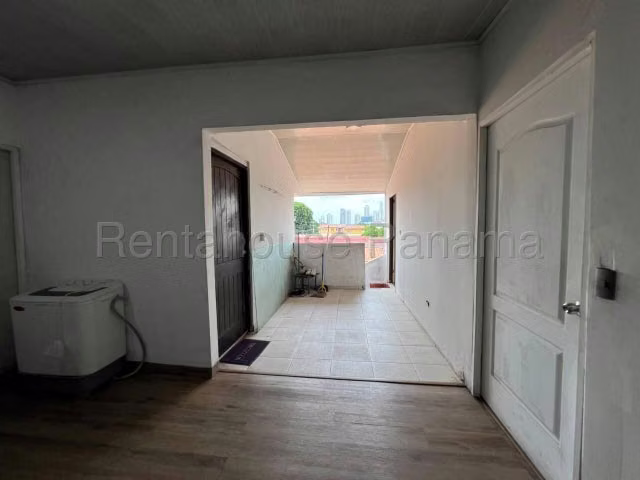 Casa en Venta en Parque Lefevre JG - Imagen 4