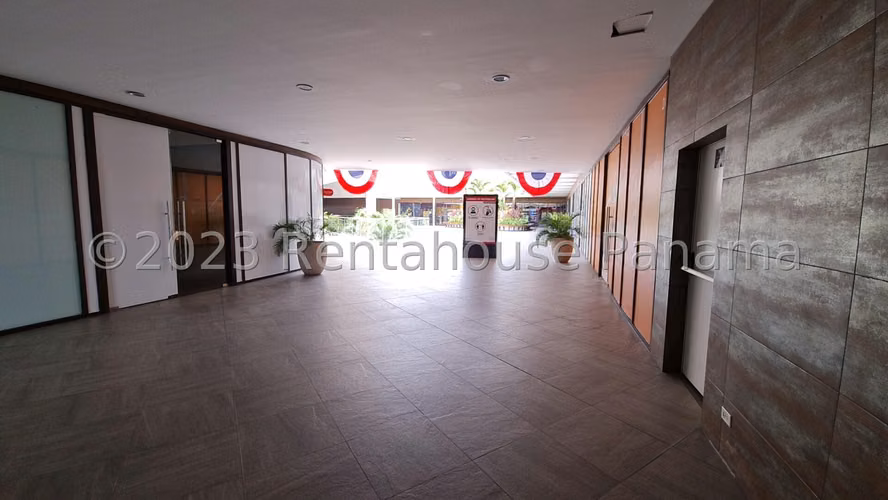Alquiler de Local Comercial en Chanis | Solo Cliente Directo LFC - Imagen 8