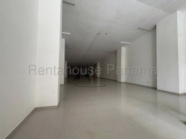 ALQUILER DE LOCAL COMERCIAL EN CALLE 50  - Imagen 10