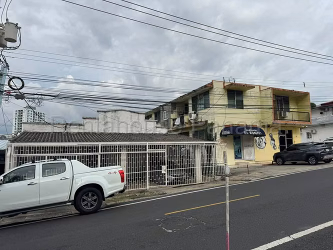 Venta de Edificio en Parque Lefevre AP2
