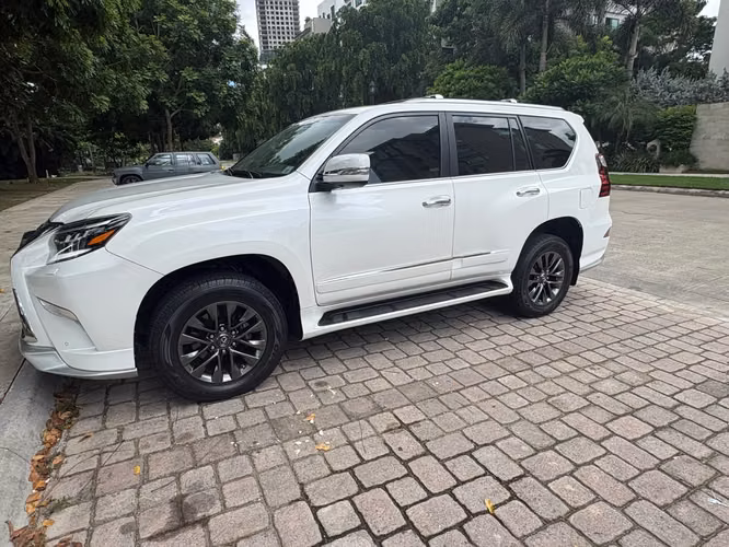 Lexus GX460 DEL 2017 IMPECABLE  - Imagen 9