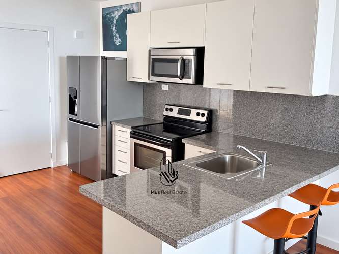 Apartamento Amoblado en Alquiler en PH White Tower – Piso Alto | LH