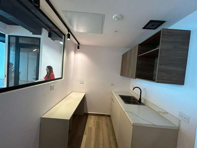 Alquiler de Oficinas en Financial Park | Desde 87m² hasta Piso Completo de 1,000m²/Office space for rent in Financial Pa - Imagen 10