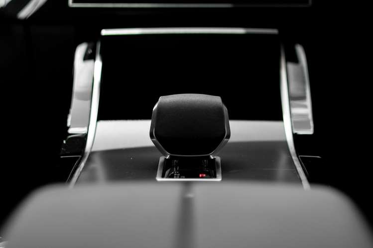 Range Rover Velar 2026