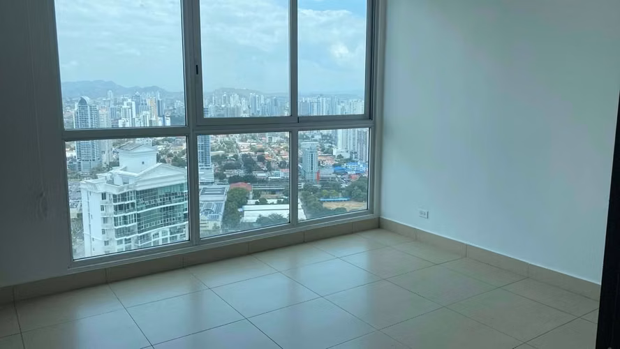 Venta PH Dupont Piso Alto Vista al Mar - Imagen 5