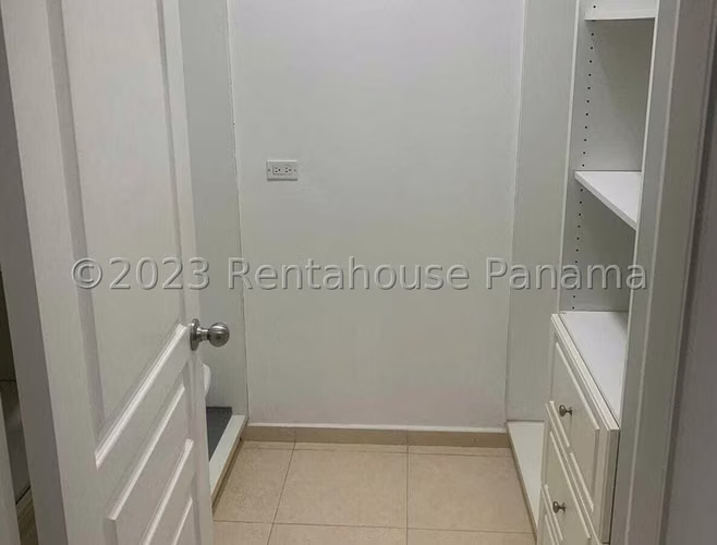 J1642GRR Venta de Apartamento en Avenida Balboa  - Imagen 6