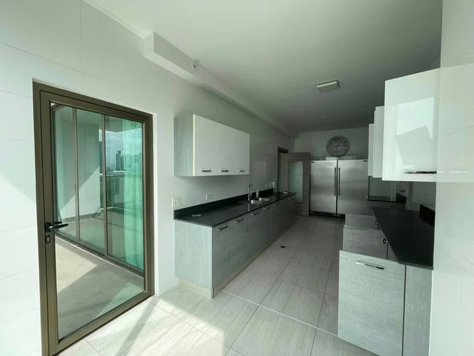 Venta PH Parkview | Vista a Costa Azul CDE