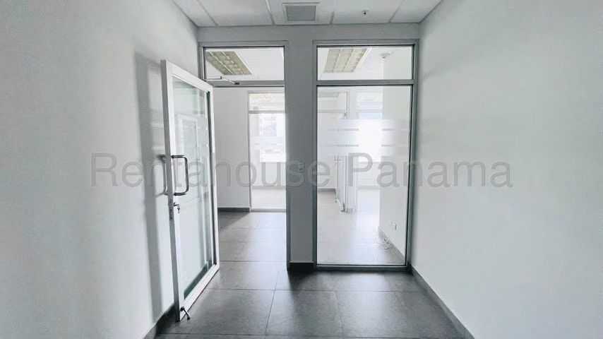 Alquiler de Oficina Amplia 168m2 en Costa del Este, Torre Centenario 26LGG6719 - Imagen 14