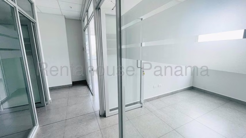 Alquiler de Oficina Amplia 168m2 en Costa del Este, Torre Centenario 26LGG6719 - Imagen 5