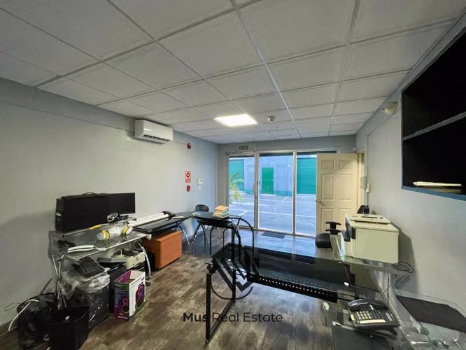 Local Comercial en Venta y Alquiler – PH Ofidepositos Central en la Central- RT - Imagen 3